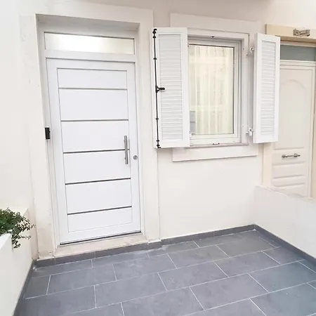 2 Private - Courtyard - Steps From The Sea Lejlighed San Pawl il-Baħar